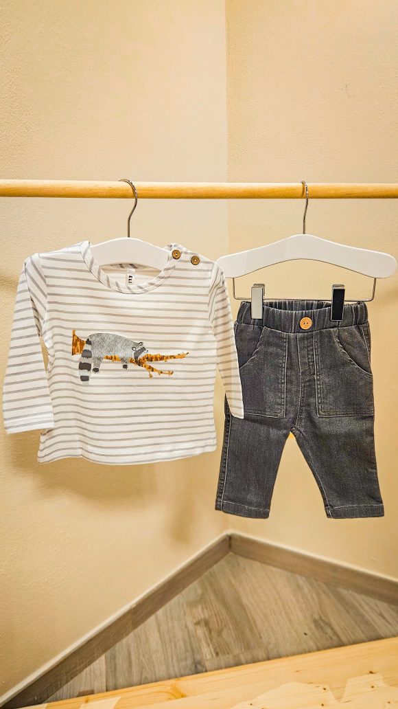 Pantaloni neonato e t shirt