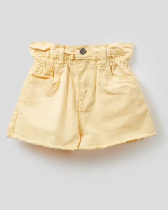 Pantaloncini gialli