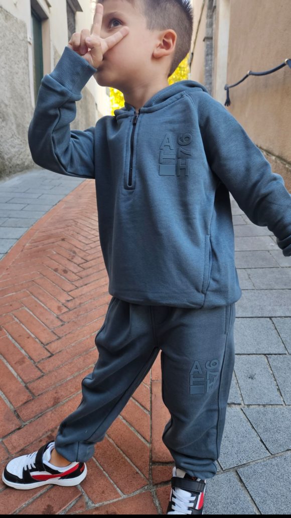 Set tuta grigio